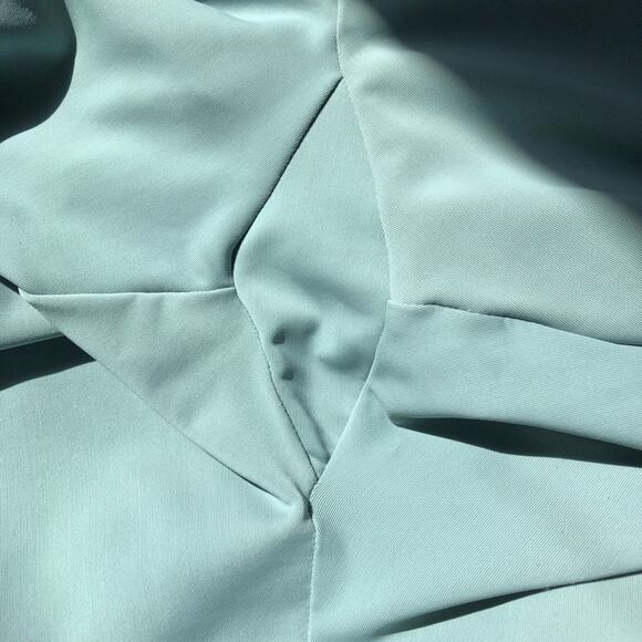 Onzie pale green capri legging piping detail size Small Medium - Picture 4 of 7